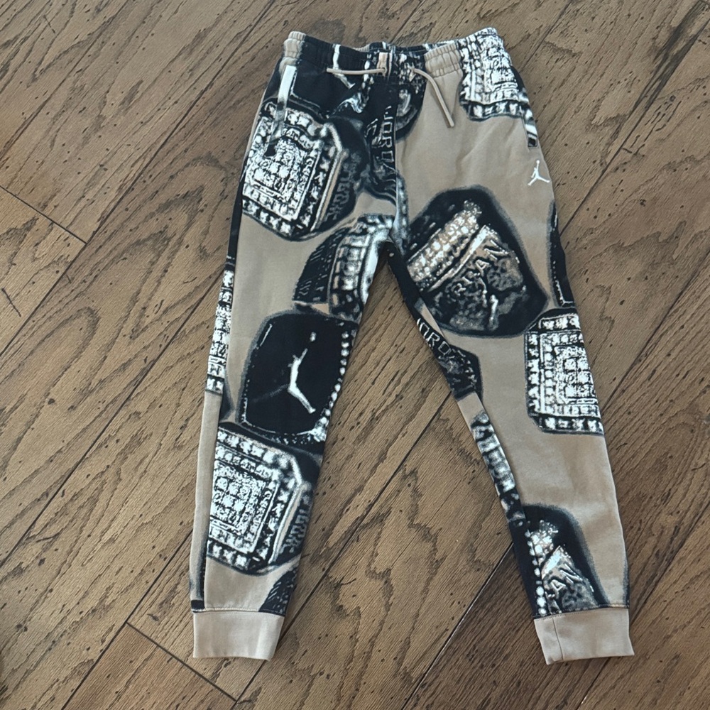 Kids Jordan MVP Printed Joggers - Brown and Black